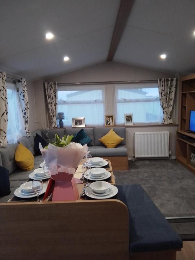 3 Bed ,Sleeps 8 Caravan California Cliffs Holiday Park Scratby Luaran gambar